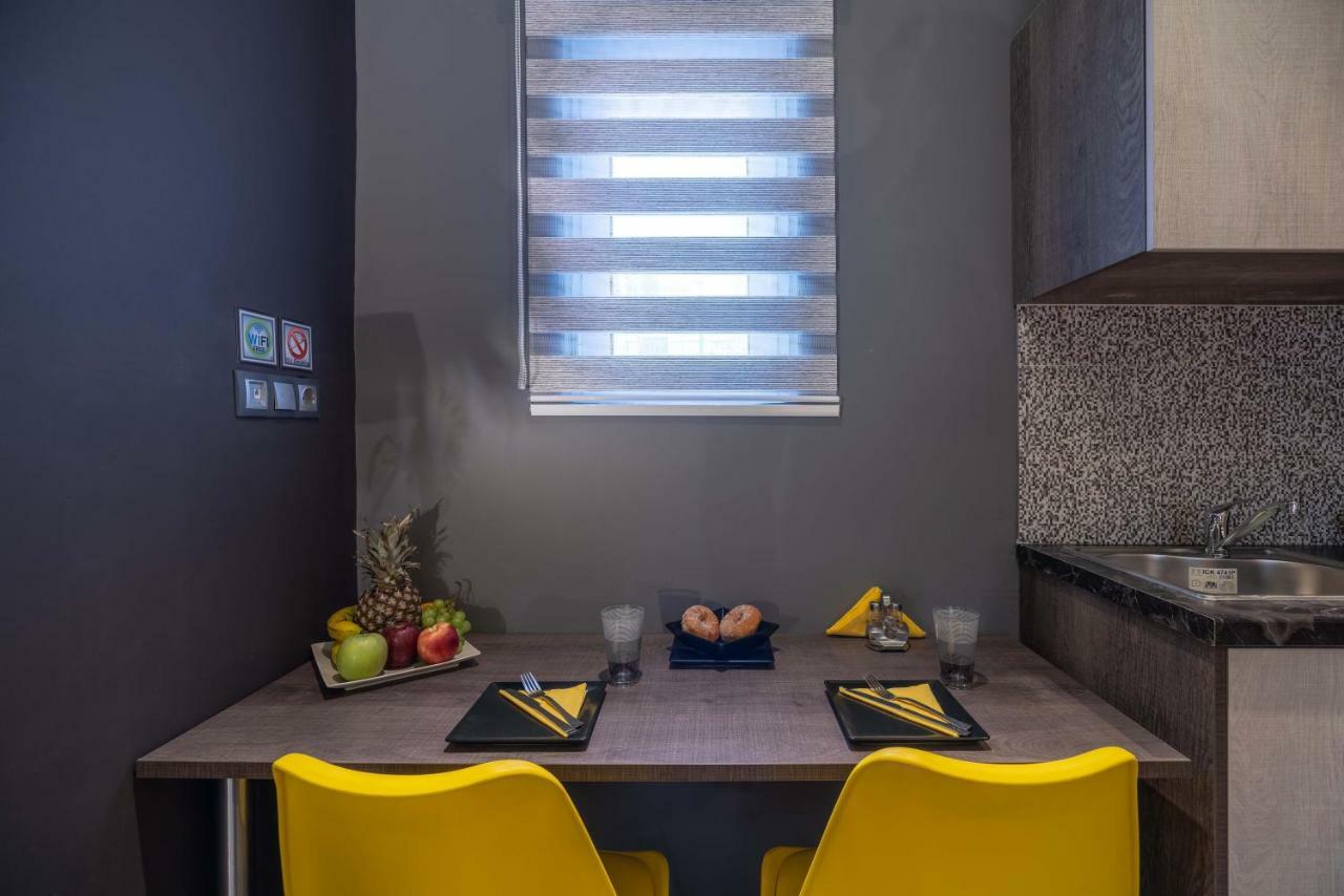 Cool Style Private Apartments Atenas Exterior foto